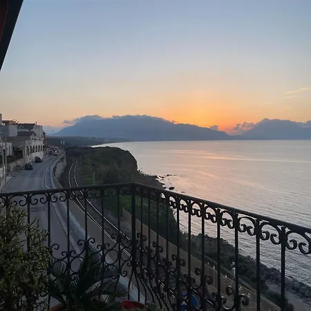 Finestra Sul Golfo * Balestrate